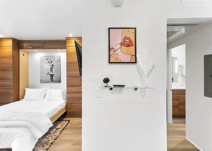 Apartment Efficient Design Concept - Walk Roosevelt Row. Phoenix